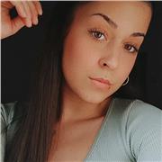 Doy clases de ingles , tambien refuerzo en asignaturas de primaria y ESO